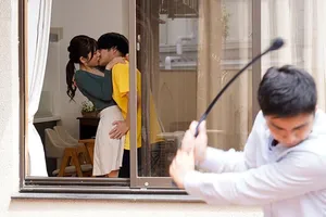 Gã chồng mãi mê với công việc, vợ yêu nảy sinh tình cảm với em người chồng vì cô đơn